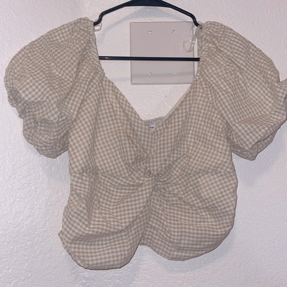 Crop top - Picture 1 of 1